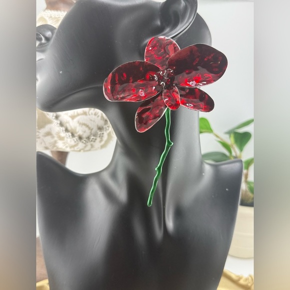 Zara Oversized Red Flower Statement Earrings – Artistic Floral Drop Jewelry - Picture 4 of 7